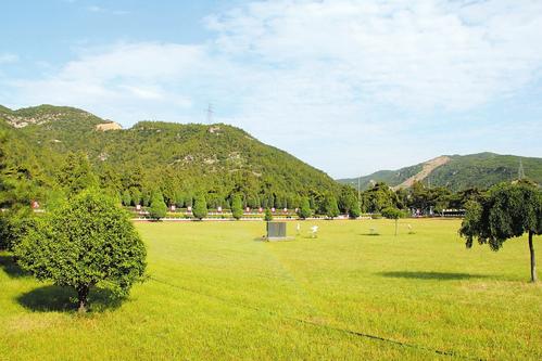 由太原市民政局主办的"龙山墓园集体公益生态安葬暨人文纪念园开园