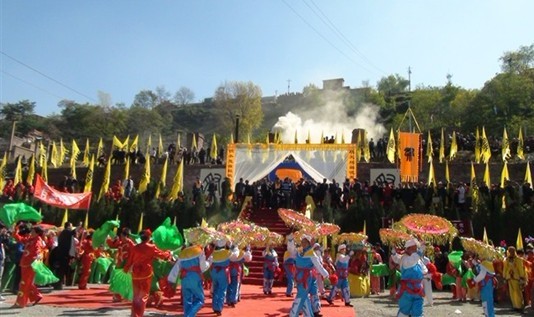 丧期中的祭祀活动 以别逝者