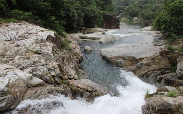 长兴观音山陵园地址在哪里