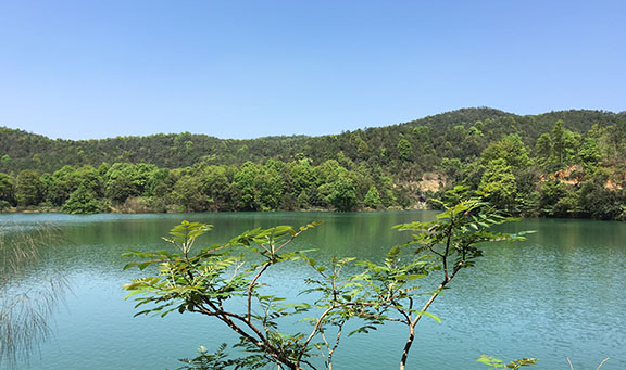 广东惠州罗浮山墓地